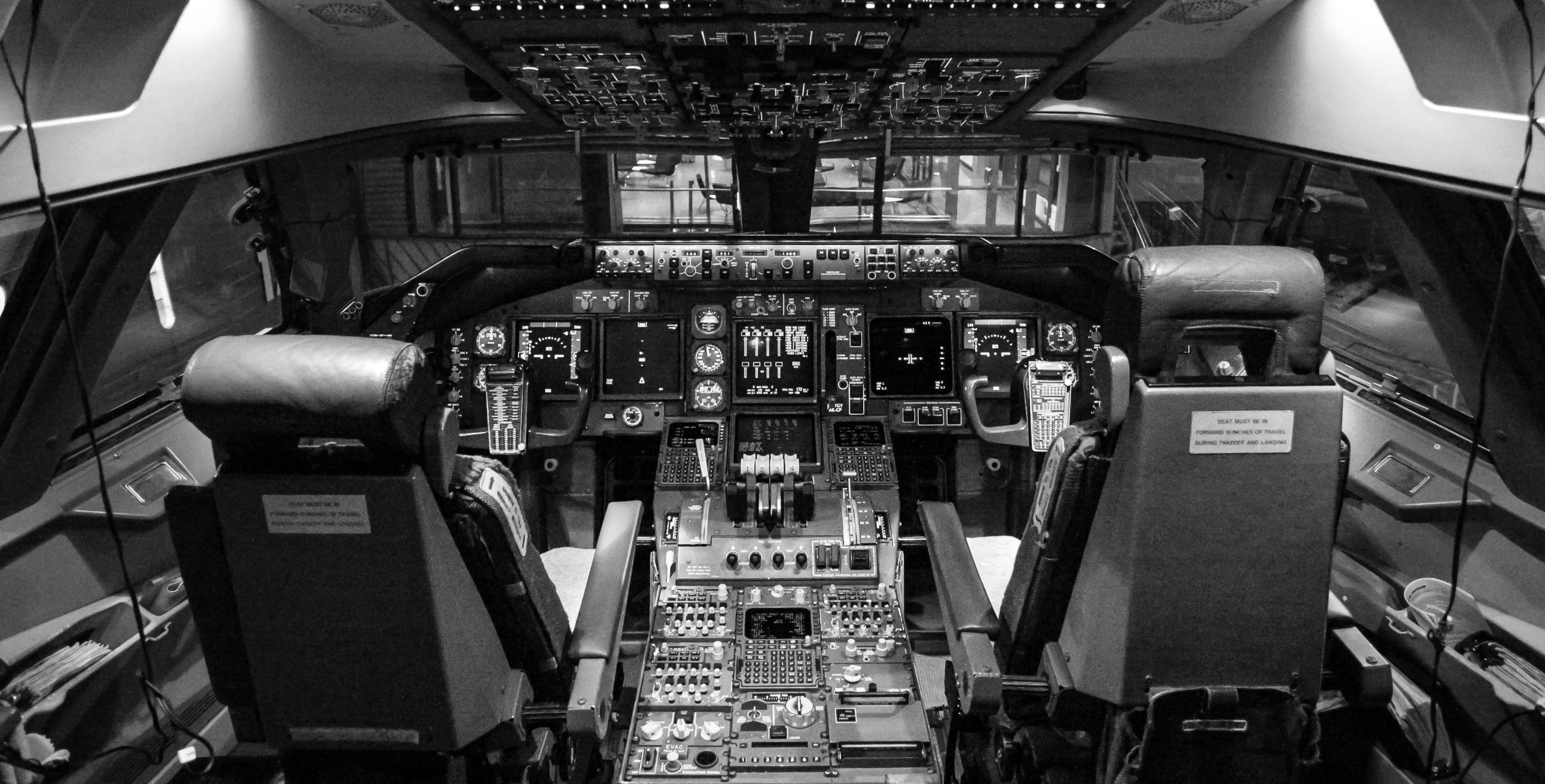 cockpit1